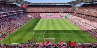 1.FC Köln Heimspiel gegen VFB Stuttgart- Foto (c)Stadionkind @schoti75 frisch aus Ungarn zurück