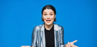 Für ihre Herbsttour lädt das Fuchsthone Orchestra die junge und brillante Vibraphonistin und Percussionistin Evi Filippou ein. ©Leon-Maria-Plecity