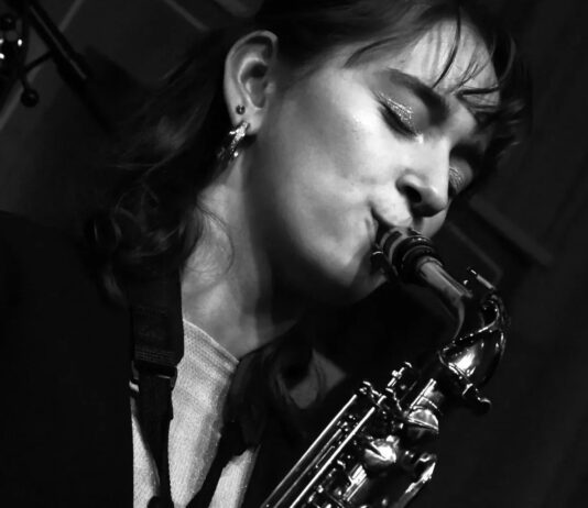 Leonora Tomanoski Footo © by Artist