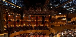 Sound of Cinema – Ein Abend voller Gänsehaut in der Kölner Philharmonie Highlights der Filmmusik: Ennio Morricone, John Williams, Martin Böttcher, Hans Zimmer – von epischen Abenteuern bis zu romantischen Dramen.