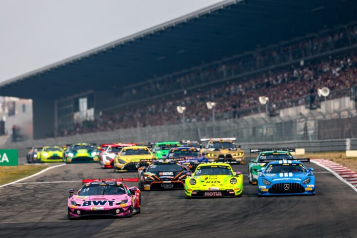 Caroli-ferrari-dtm-nürburgring Matteo Cairoli ging als Pole-Setter in den elften Meisterschaftslauf DTM, 11. + 12. Rennen Nürburgring 2026 #22 Mercedes-AMG GT3 EVO, Landgraf Motorsport: Lucas Auer, #14 Ferrari 296 GT3 EVO, EMIL FREY RACING: Matteo Cairoli - picture by Gruppe C Photography