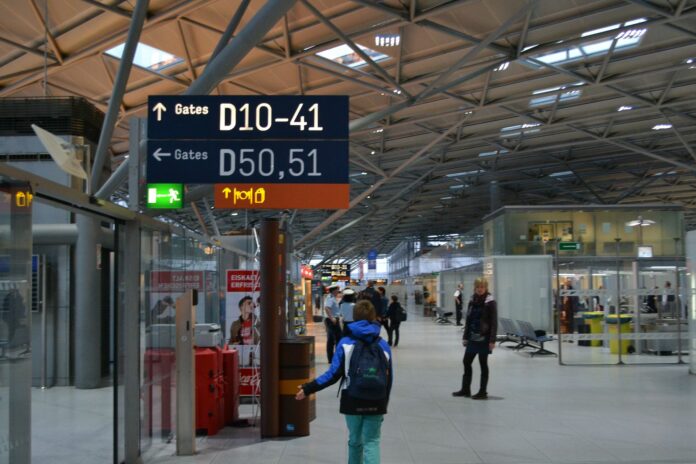 Flughafen Köln Bonn vor der Abreise nach Mallorca