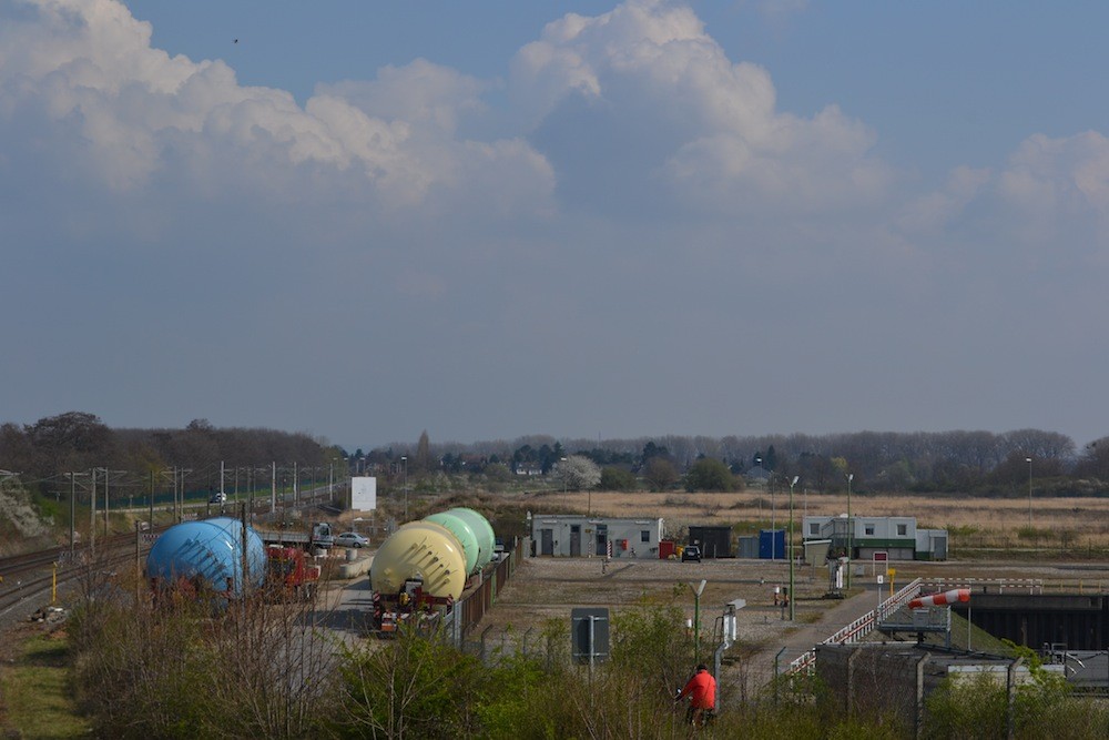 Blick auf Sürth und die kahlrasierte Aue