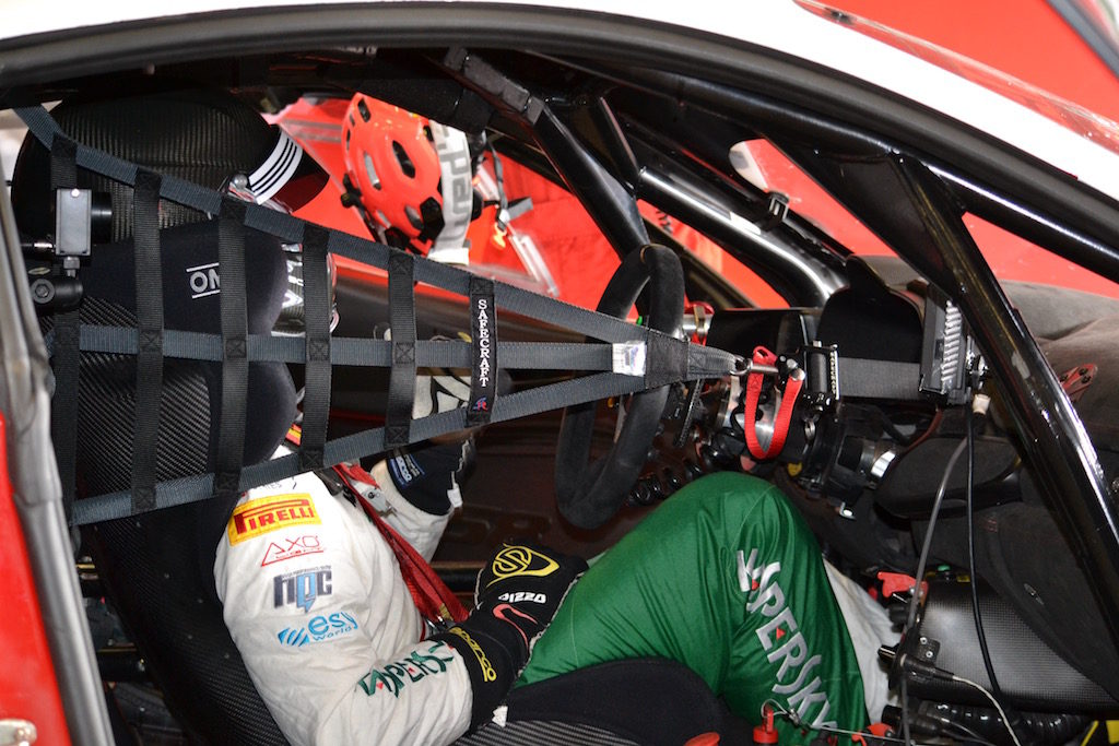 Blick ins Cockpit Ferrari 458 Italia GT3