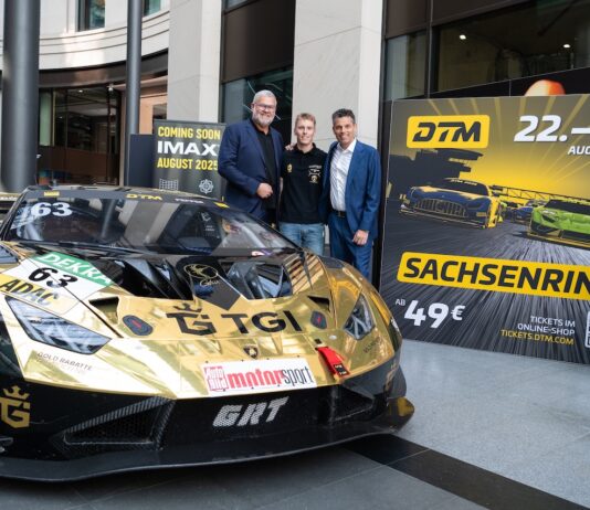 Oliver Fock (CineStar-Geschäftsführer), Luca Engstler, Michael Strohmenger (CineStar-Geschäftsführer), (l-r, Foto: Anika Dollmeyer)