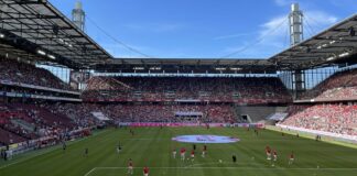 1.FC Köln gegen AC Mailand Foto Stadionkind @ftamsut :-)