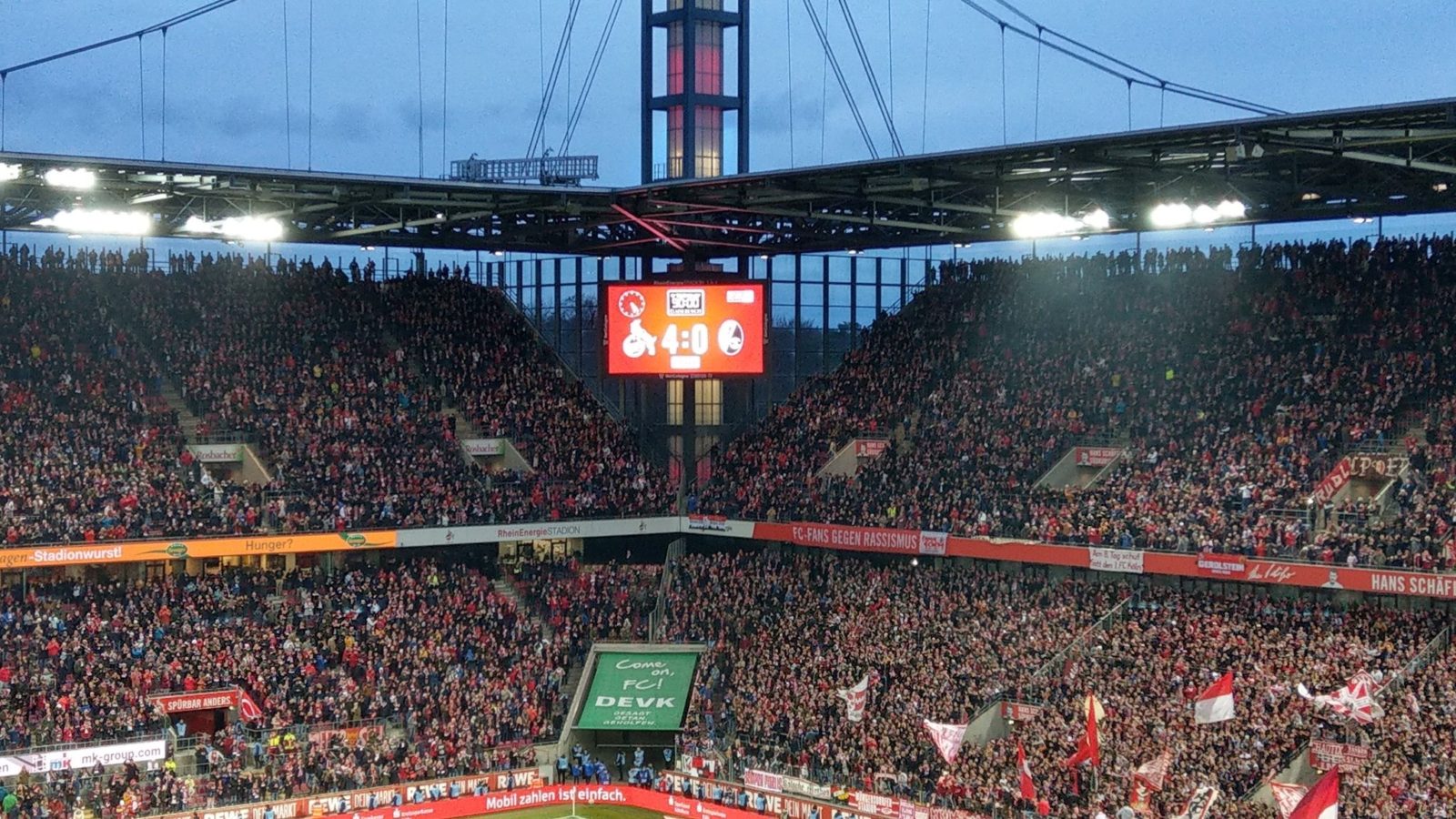 4:0 Sieg des 1.FC Köln gegen Freiburg Foto(c) Stadionkind @schoti75
