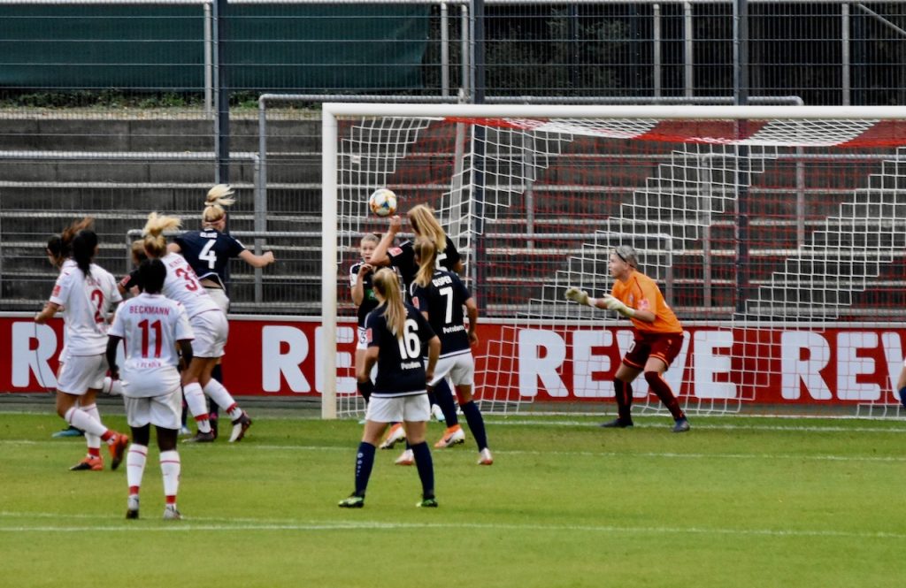 Das 1:0 durch Karoline Kohr