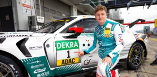 Ford HRT – Finn Wiebelhaus steigt als Gewinner der Road to DTM auf Youngster Finn Wiebelhaus gewann 2025 das ADAC GT Masters Rennen Nürburgring, - Foto: Gruppe C Photography