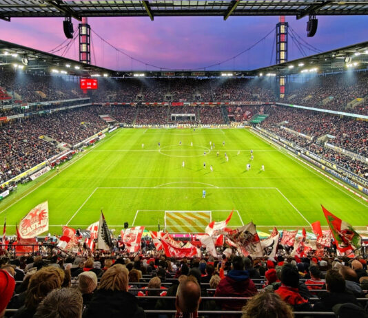 1.FC Köln gegen Mainz 05 Foto Stadionkind Buedchenmicha :-)