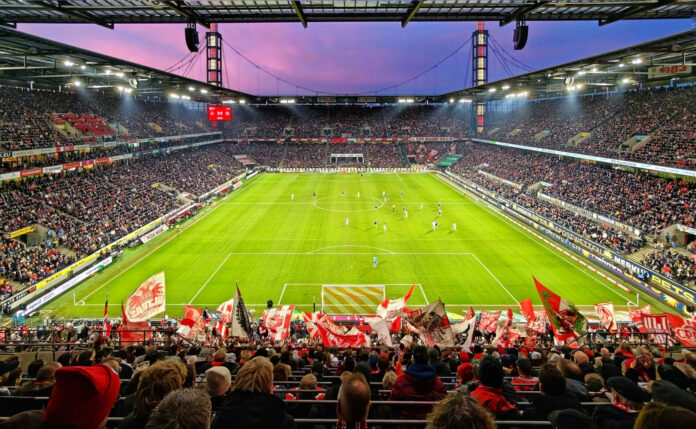 1.FC Köln gegen Mainz 05 Foto Stadionkind Buedchenmicha :-)