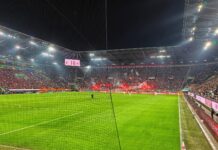 Foto @ Für uns Live in Augsburg dabei der Buedchenmicha@blueskysocial