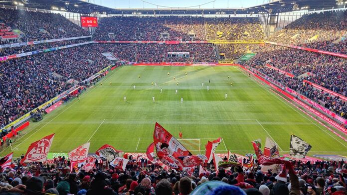 1.FC Köln vs BVB Stadion Shot von Stadion Kind @ Schoti75