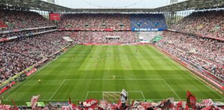 1 .FC Köln vs. VFL Bochum Foto (c) Stadionkind @schoti75
