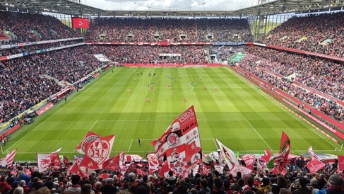 1. FC Köln - Der SVD reißt Köln mit in den Abstiegsstrudel Foto Stadionkind @Schoti75