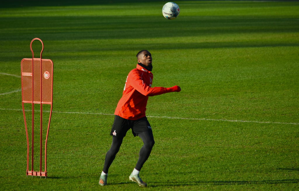 Hard working man - Kincksley Ehzibue 1.FC Köln Training am Geißbockheim 