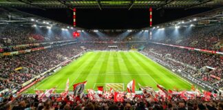 Bundesliga Heimspiel 1. FC Köln gegen den BVB Foto @ buedchenmicha.bybluesky.social