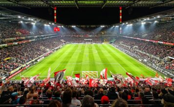1. FC Köln – Borussia Dortmund 1:2 – Da war für Köln mehr drin Bundesliga Heimspiel 1. FC Köln gegen den BVB Foto @ buedchenmicha.bybluesky.social