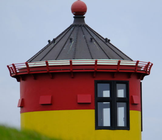 Pilsum Krummhörn Leuchtturm