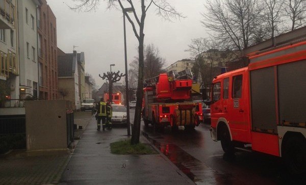 Feuerwehr und Rettungseinsatz in Sürth