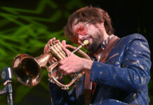 Matthias Schriefl mit seinem Trio Aaapuz im Stadtgarten am 17.11.2024