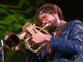 Matthias Schriefl mit seinem Trio Aaapuz im Stadtgarten am 17.11.2024