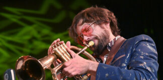 Matthias Schriefl mit seinem Trio Aaapuz im Stadtgarten am 17.11.2024