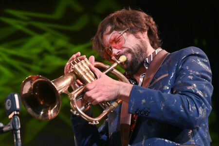 Matthias Schriefl mit seinem Trio Aaapuz im Stadtgarten am 17.11.2024