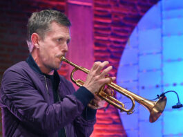 Nils Wülker im Duo mit Arne Jansen in der Friedenskirche in Ratingen am 29.8.2025 Foto (C) Gerhard Richter Jazzfotografie Köln