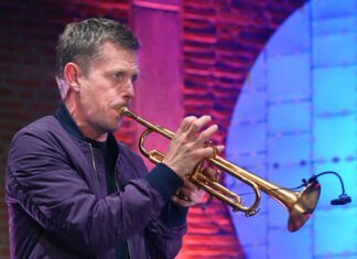 Nils Wülker im Duo mit Arne Jansen in der Friedenskirche in Ratingen am 29.8.2025 Foto (C) Gerhard Richter Jazzfotografie Köln