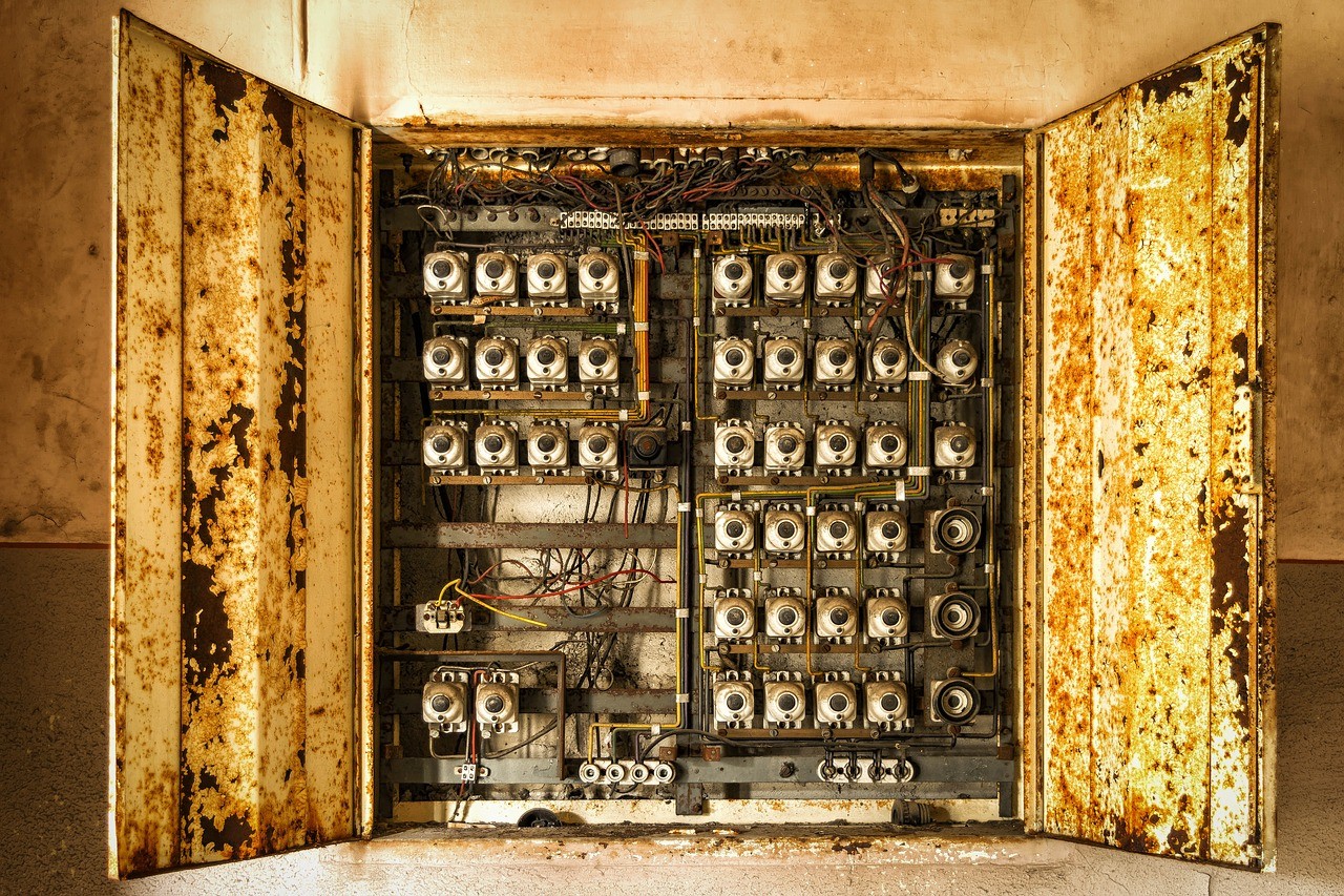 Elektrischer Schaltschrank (c) Pixabay.com