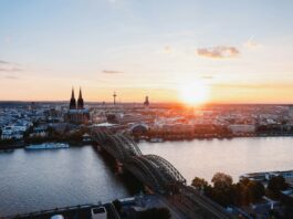 Köln Anbietern für Strom und Gas vergleichen Foto (c)Eric weber KPwl1VaSyw-unsplash.com