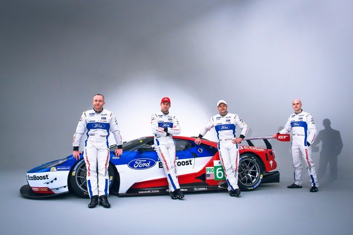 Ford Fahrer der FIA Langstrecken-Weltmeisterschaft Team Ford Chip Ganassi Racing Stefan Mücke (2. von links) Marino Franchitti (rechts), Olivier Pla (links) und Andy Priaulx (2. von rechts) Foto :obs/Ford-Werke GmbH