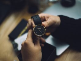 Watch Photo by Hunters Race on Unsplash