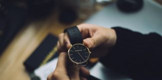 Watch Photo by Hunters Race on Unsplash