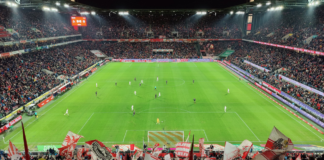 1. FC Köln gegen FC Bayern München Müngersdorf Foto Stadionkind @schoti75