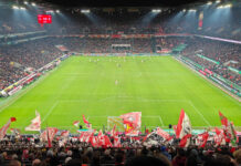 Foto BuedchenMichi live auf der Süd im Stadion bei 1. FC Köln gegen FC Bayern München