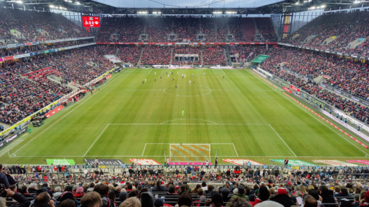 1. FC Köln gegen RB Leipzig 0:0 Foto Stadionkind (c) @schoti75