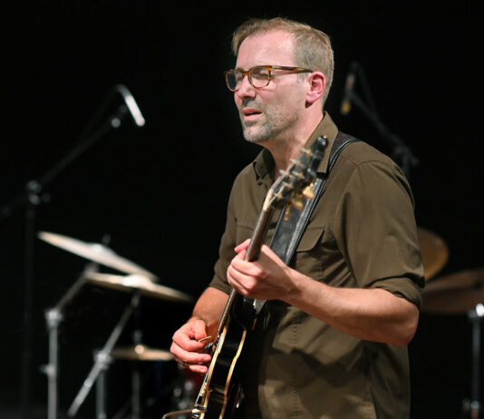 Bruno Müller mit der Formation Federation of the Groove feat. Jeff Cascaro im Rahmen der Cologne Jazzweek im Alten Pfandhaus Foto @ Gerhard Richter Köln