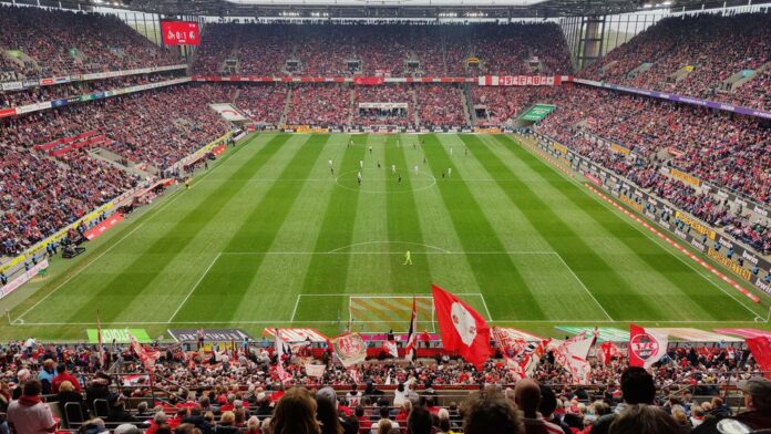 Heimspiel 1. FC Köln gegen SC Freiburg Foto Stadionkind @schoti75